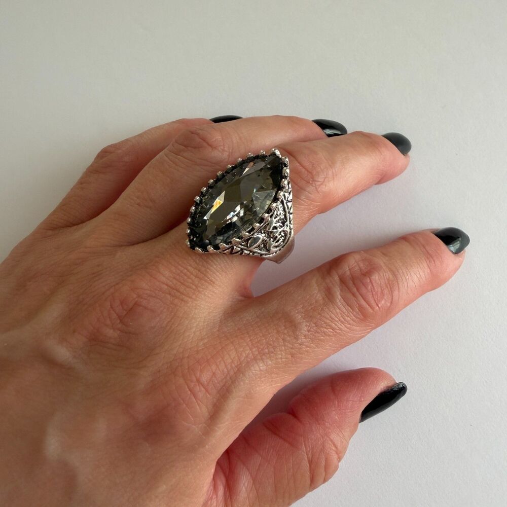 Smoky Black Crystal Statement Ring Silver Tone Luxury Vintage Style Unisex Sz 10